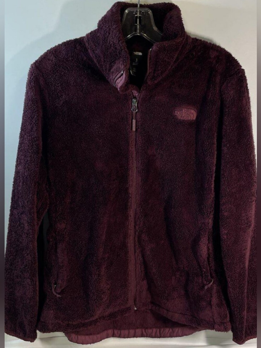 The North Face Women's Osito Fleece Full Zip Jacket in Deep Plum Size L